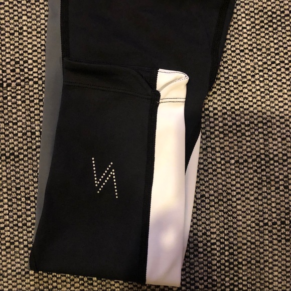 Varley active leggings 🪐 - Picture 2 of 3